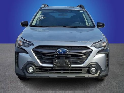 Certified 2025 Subaru Outback Premium image 2