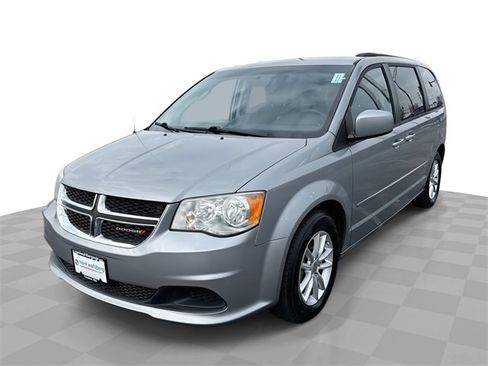 Used 2014 Dodge Grand Caravan SXT image 1