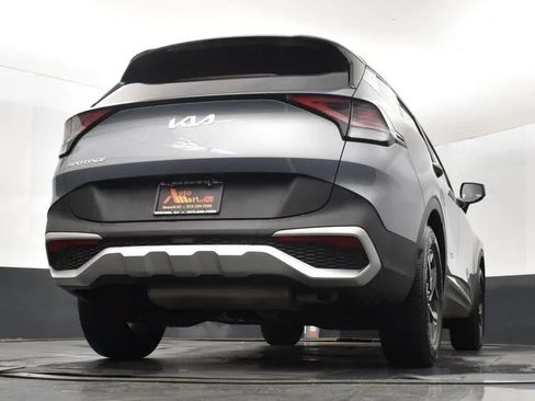 Used 2025 Kia Sportage LX FWD image 13