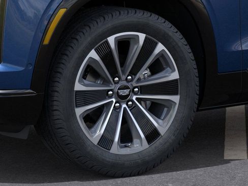 New 2026 Cadillac Vistiq Sport w/ LPO, Floor Liner Package image 9