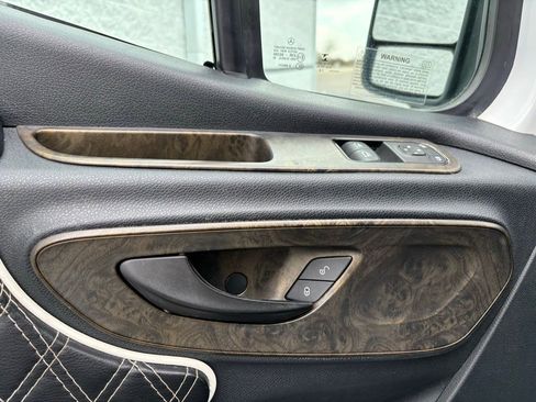 Used 2019 Mercedes-Benz Sprinter 170 w/ Driver Convenience Package image 19