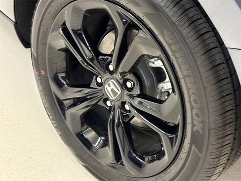 Certified 2025 Honda Accord SE image 11