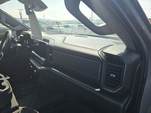 Used 2023 Chevrolet Silverado 1500 LT image 19