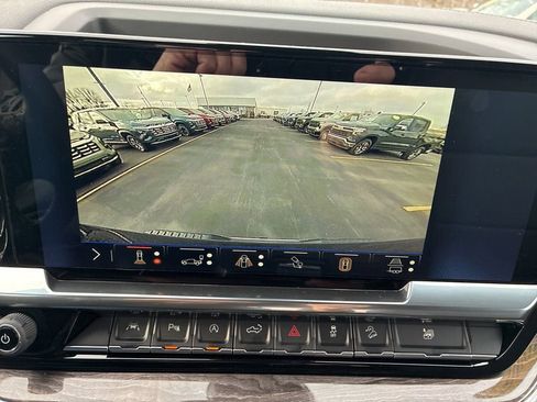 New 2026 Chevrolet Silverado 1500 LTZ w/ LTZ Premium Package image 13