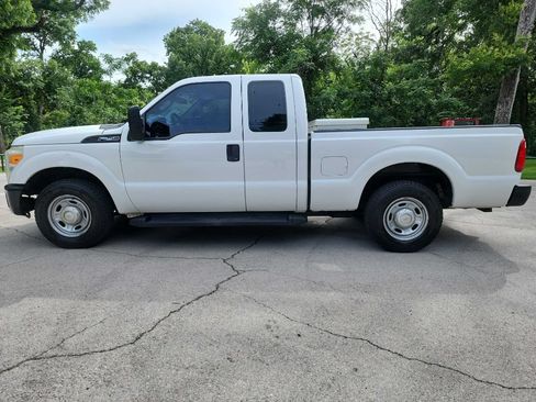 Used 2015 Ford F250 XL RWD image 4