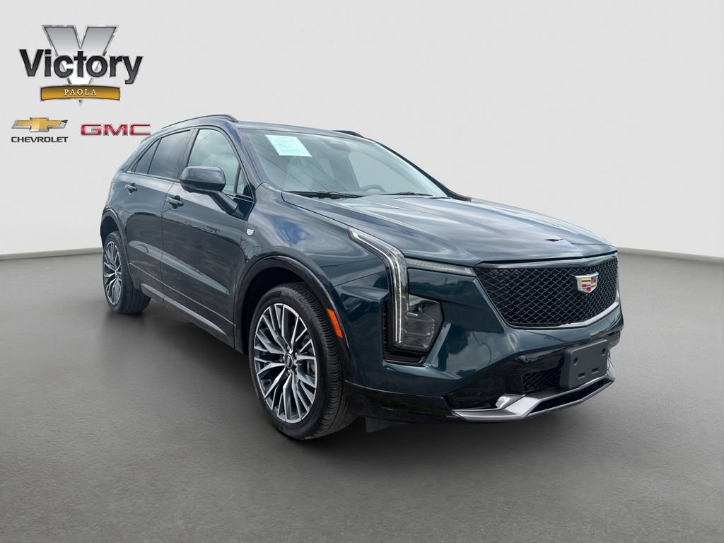 Used 2025 Cadillac XT4 Sport AWD/4WD image 8