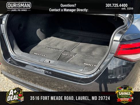 Used 2023 Nissan Sentra SR w/ Midnight Edition Package FWD image 18