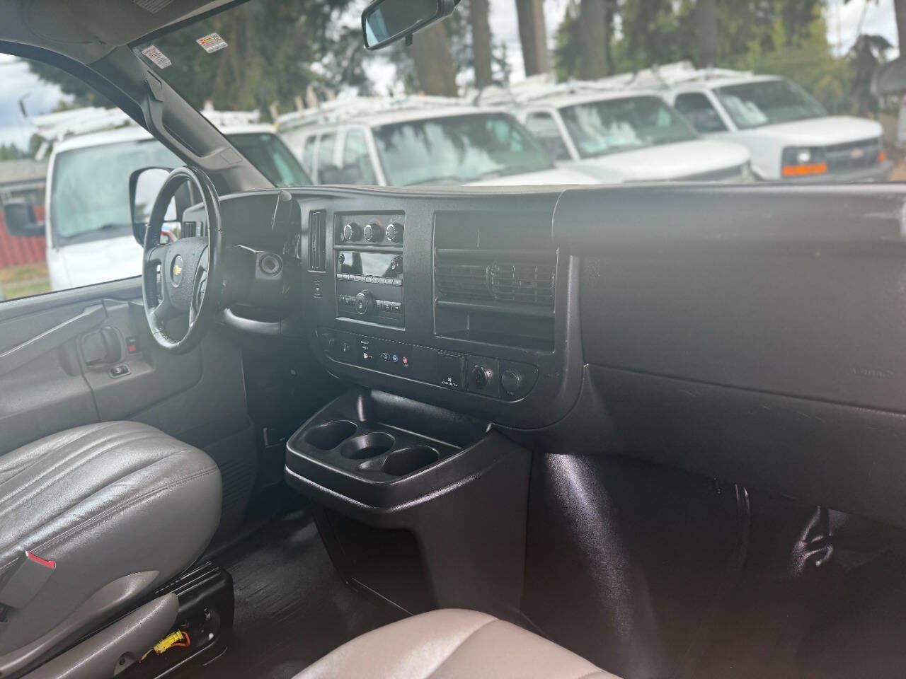 Used 2023 Chevrolet Express 3500 LS RWD image 25
