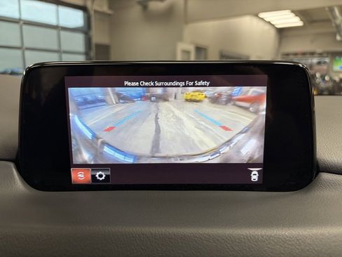 Used 2019 MAZDA CX-5 Signature image 19