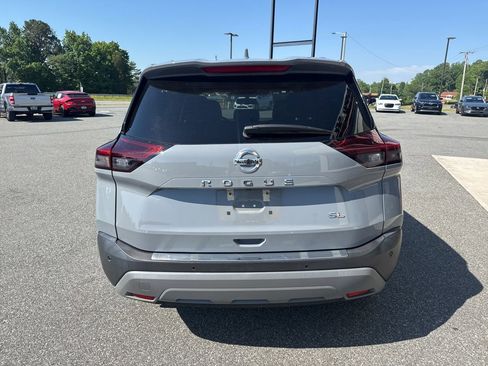Used 2021 Nissan Rogue SL FWD image 7