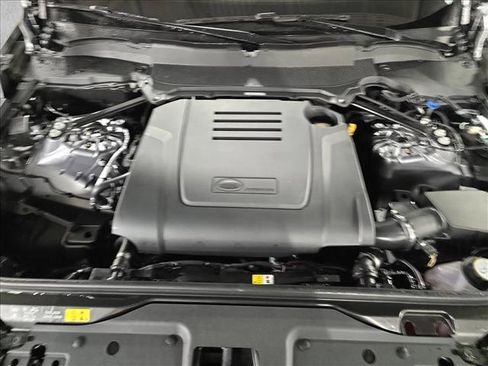 New 2026 Land Rover Discovery S AWD/4WD image 30
