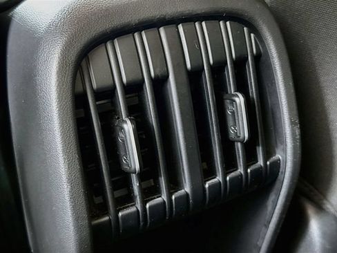 Certified 2024 Hyundai Kona SEL FWD image 25