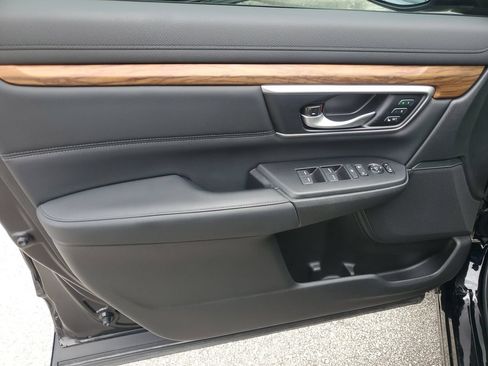 Used 2020 Honda CR-V Touring image 13