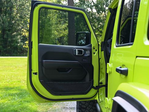 Used 2024 Jeep Wrangler Unlimited Rubicon 392 AWD/4WD image 48