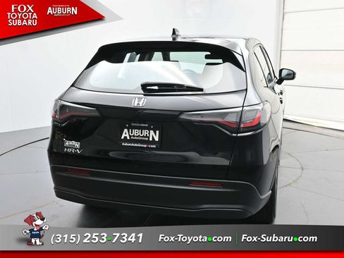 Used 2024 Honda HR-V LX image 4
