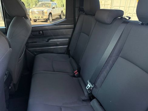 Used 2024 Toyota Tacoma SR5 AWD/4WD image 34