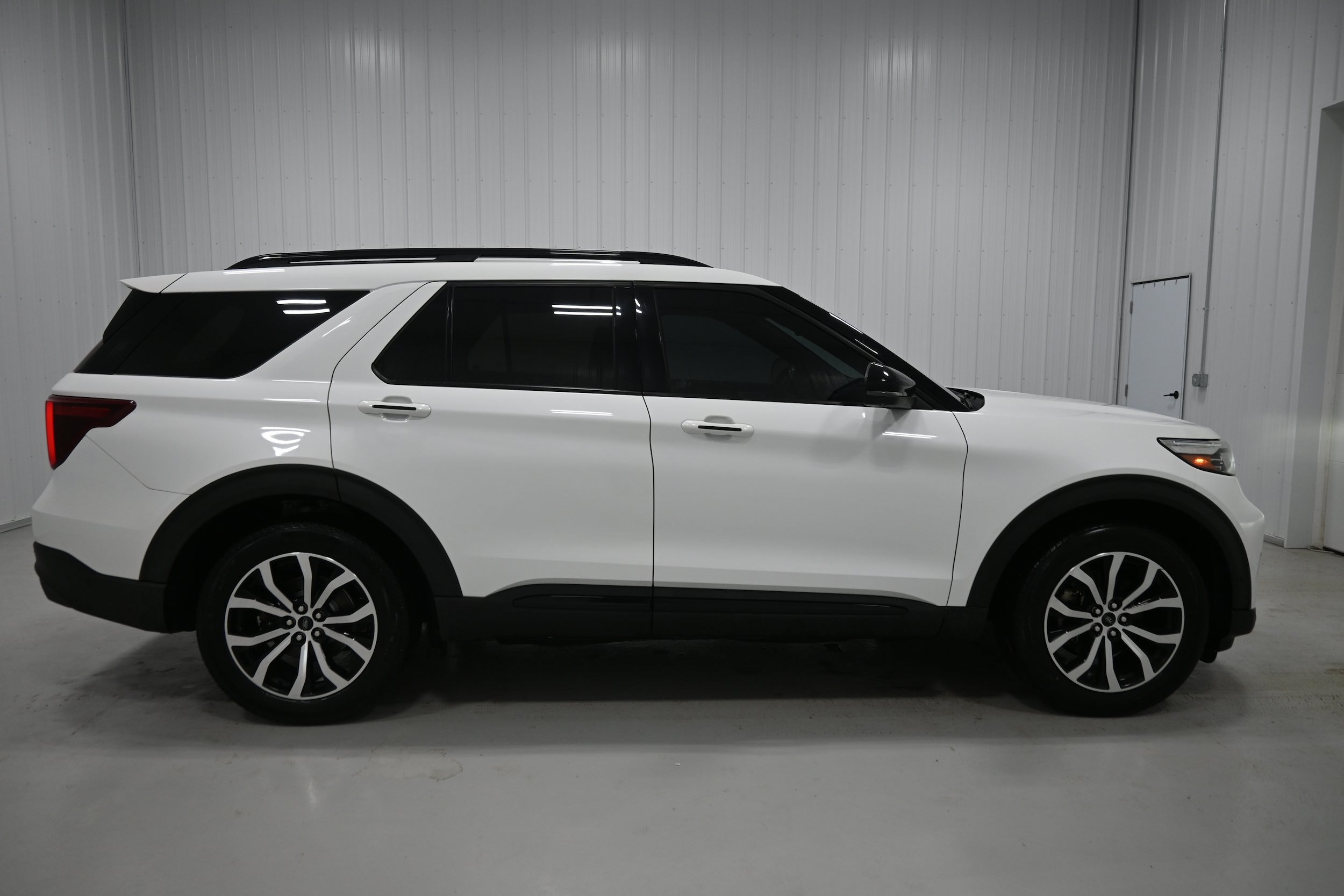 Used 2020 Ford Explorer ST w/ Premium Technology Package AWD/4WD image 42