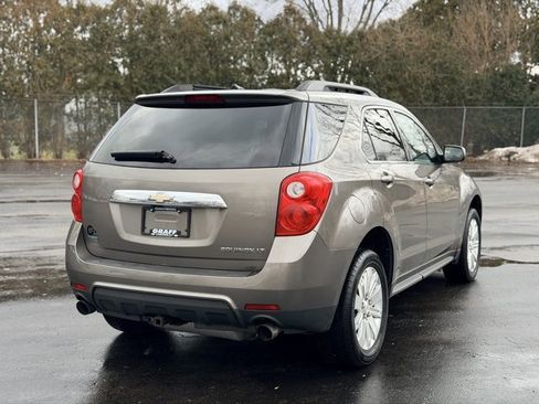Used 2011 Chevrolet Equinox LT image 3