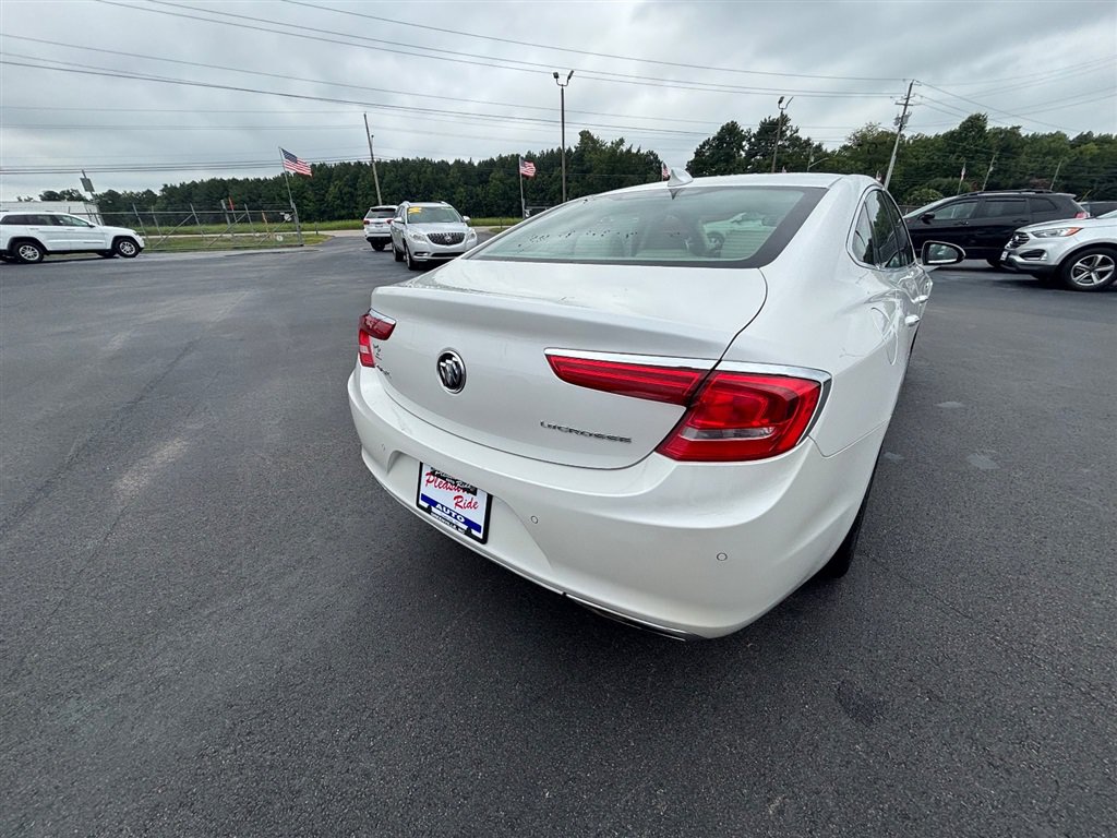Used 2018 Buick LaCrosse Essence FWD image 5