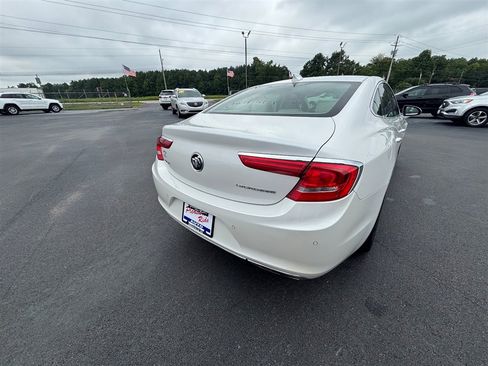 Used 2018 Buick LaCrosse Essence FWD image 5