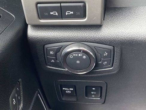 Used 2019 Ford F150 Lariat w/ Equipment Group 502A Luxury image 22