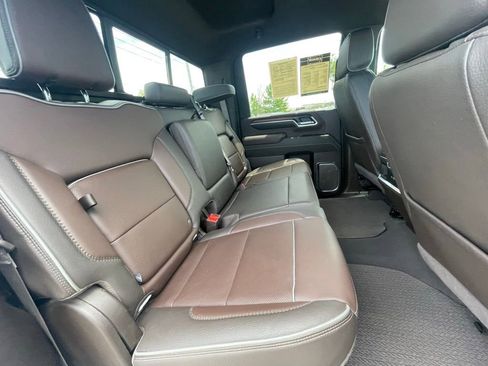 Used 2025 GMC Sierra 2500 Denali AWD/4WD image 25