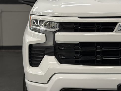 Used 2022 Chevrolet Silverado 1500 RST image 8