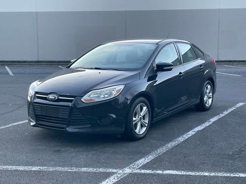 Used 2014 Ford Focus SE image 1