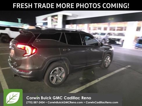 Used 2019 GMC Terrain SLT w/ Preferred Package image 3