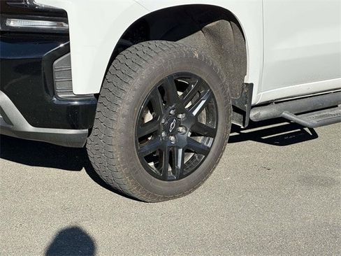 Used 2021 Chevrolet Silverado 1500 LT Trail Boss w/ Convenience Package II image 7