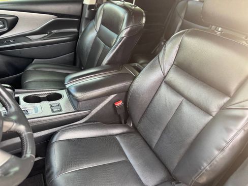 Used 2019 Nissan Murano SL w/ SL Technology Package FWD image 8
