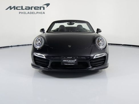 Used 2015 Porsche 911 Turbo S image 2