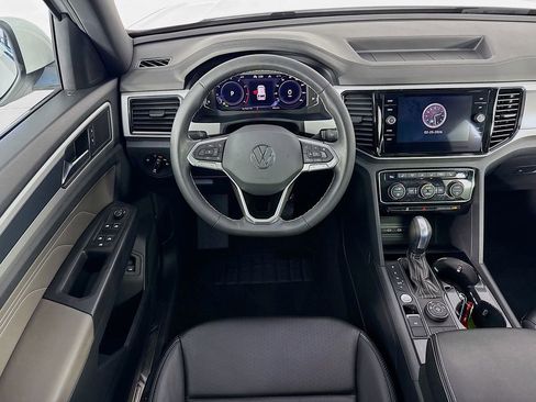 Used 2023 Volkswagen Atlas Cross Sport SEL image 23