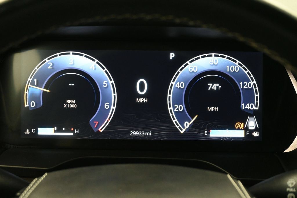 Used 2022 Jeep Grand Cherokee Overland w/ Luxury Tech Group IV RWD image 10