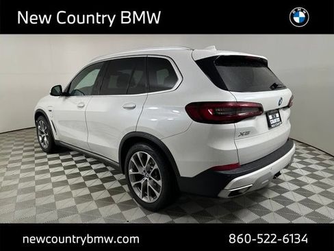 Used 2023 BMW X5 xDrive45e w/ Executive Package AWD/4WD image 5