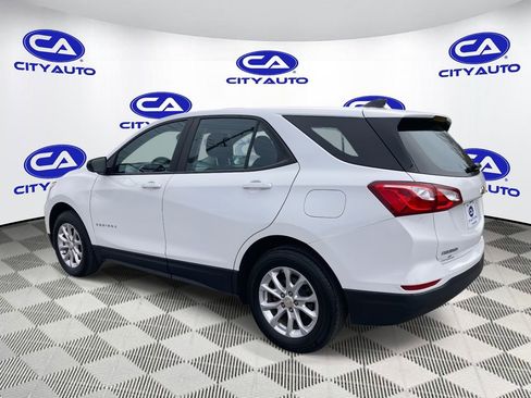 Used 2021 Chevrolet Equinox LS AWD/4WD image 5