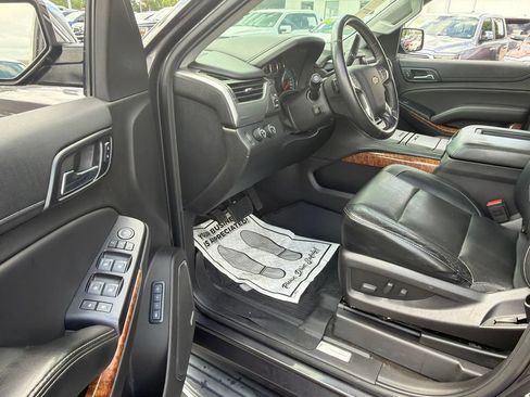 Used 2018 Chevrolet Tahoe Premier AWD/4WD image 23