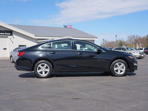 Used 2020 Chevrolet Malibu LS FWD image 2