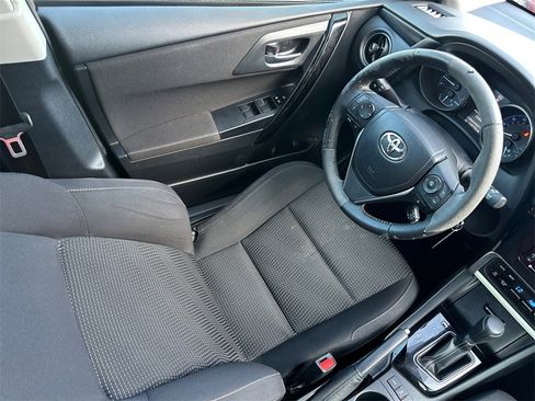 Used 2017 Toyota Corolla iM image 25