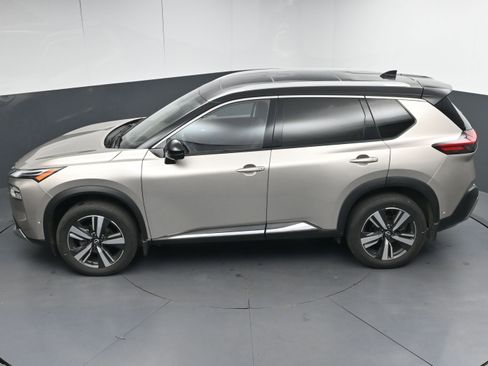 Certified 2023 Nissan Rogue Platinum w/ Platinum Premium Package image 41