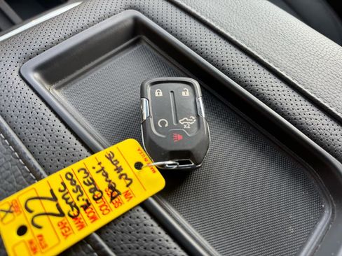 Used 2022 GMC Sierra 2500 Denali image 24