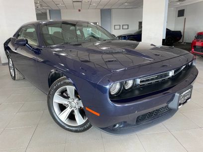 Used 2016 Dodge Challenger SXT w/ Driver Convenience Group