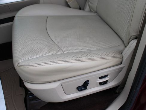 Used 2017 RAM 1500 Laramie w/ Convenience Group image 36