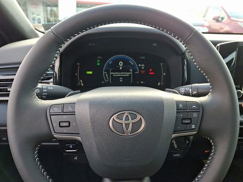 New 2026 Toyota Camry SE w/ Convenience Package FWD image 15