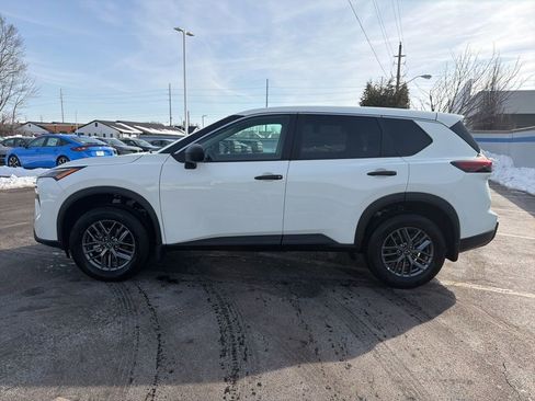 Used 2026 Nissan Rogue S image 2