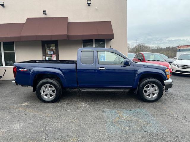 Used 2010 GMC Canyon SLE AWD/4WD image 4