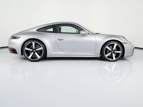 Certified 2024 Porsche 911 Carrera RWD image 11
