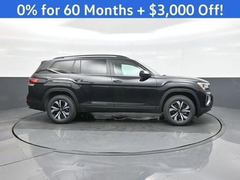 New 2026 Volkswagen Atlas SE image 8