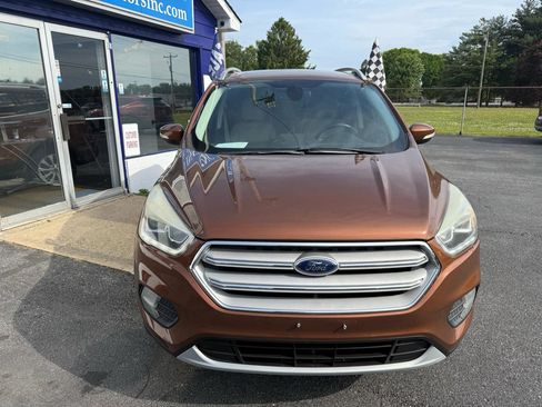 Used 2017 Ford Escape Titanium FWD image 4