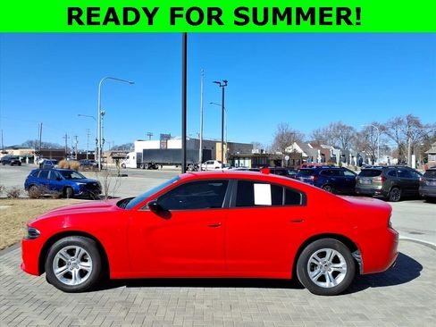 Used 2023 Dodge Charger SXT image 4